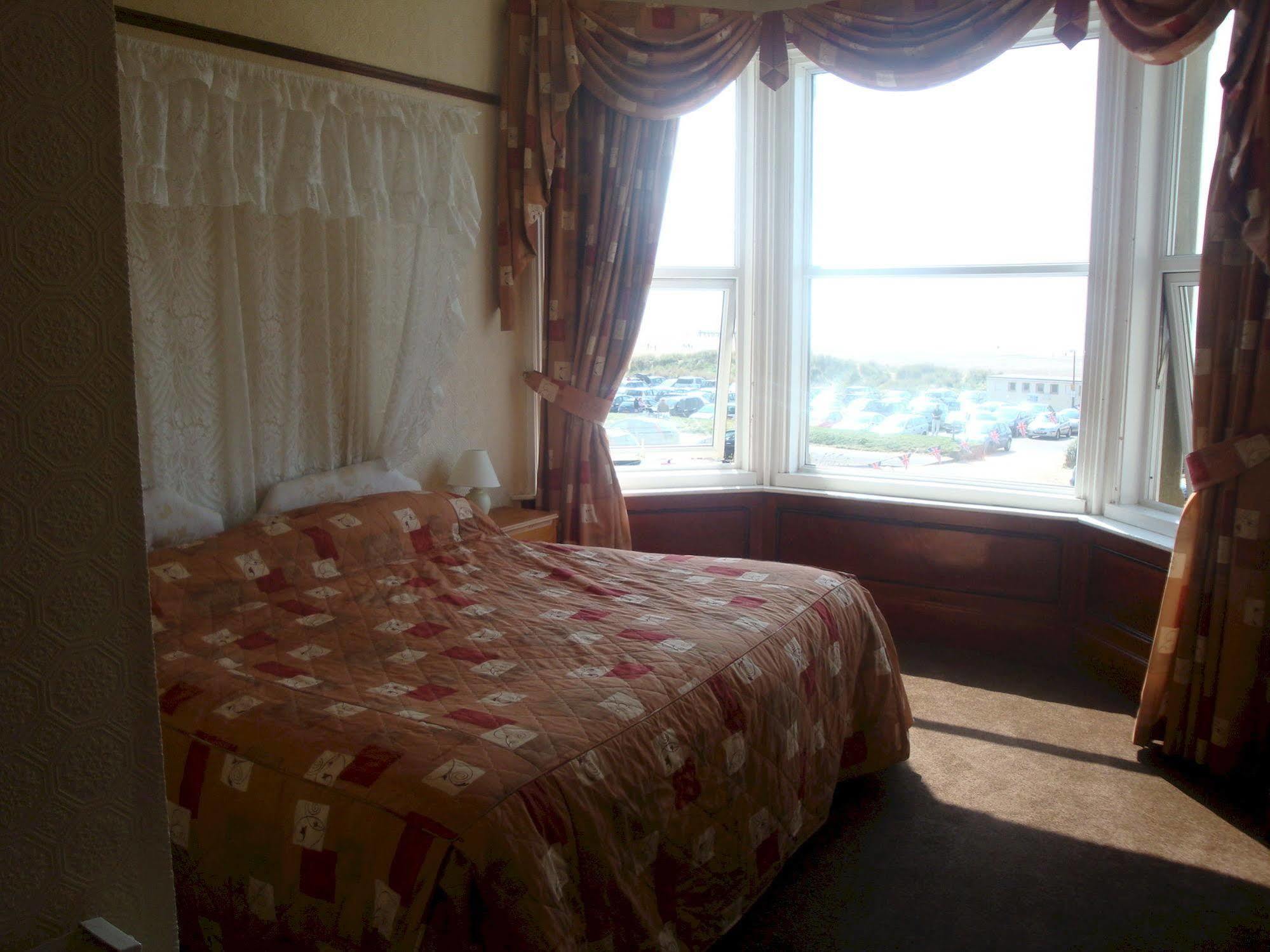 Monterey Beach Hotel Lytham St Annes Buitenkant foto